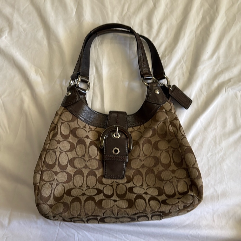 Authentic vintage preloved signature coach soho lynn hobo bag